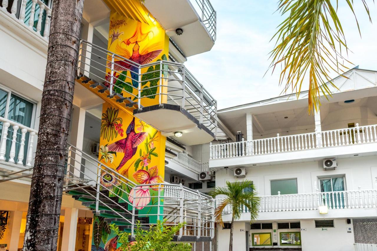 Hotel Manantial Melgar Exterior photo